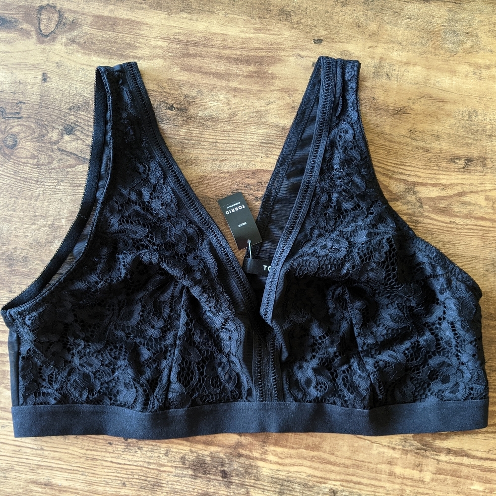 Torrid Mesh & Lace Bralette Size 1X NWT